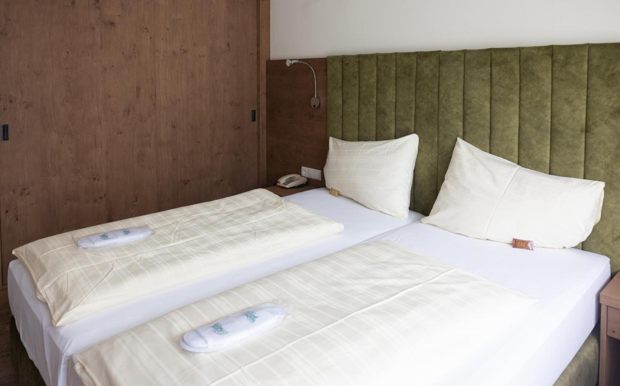 Parkhotel 바트슐러바흐 외부 사진