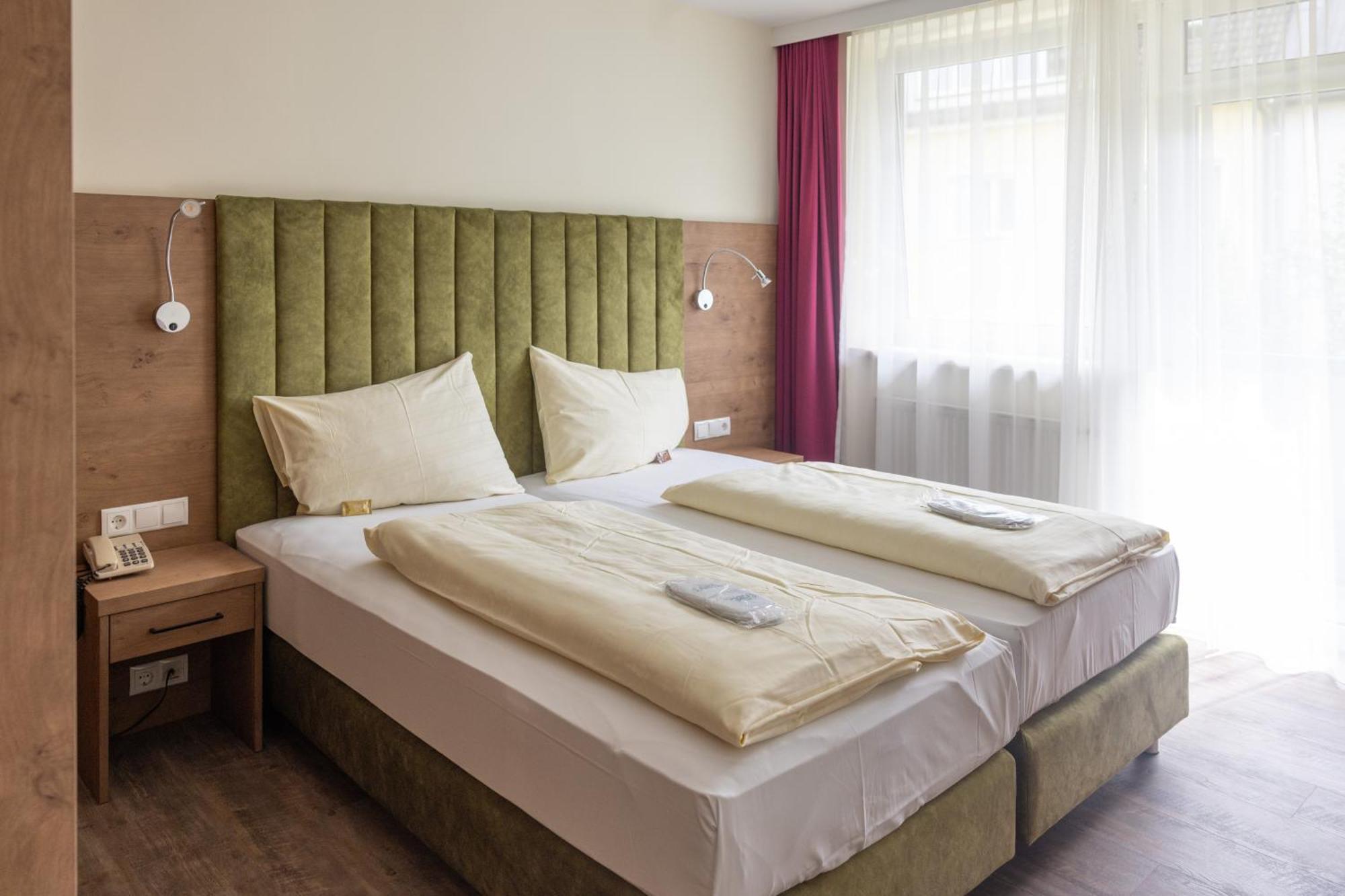 Parkhotel 바트슐러바흐 외부 사진