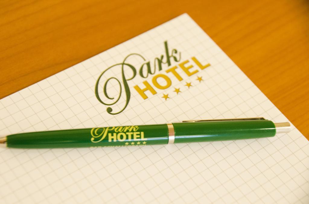 Parkhotel 바트슐러바흐 외부 사진