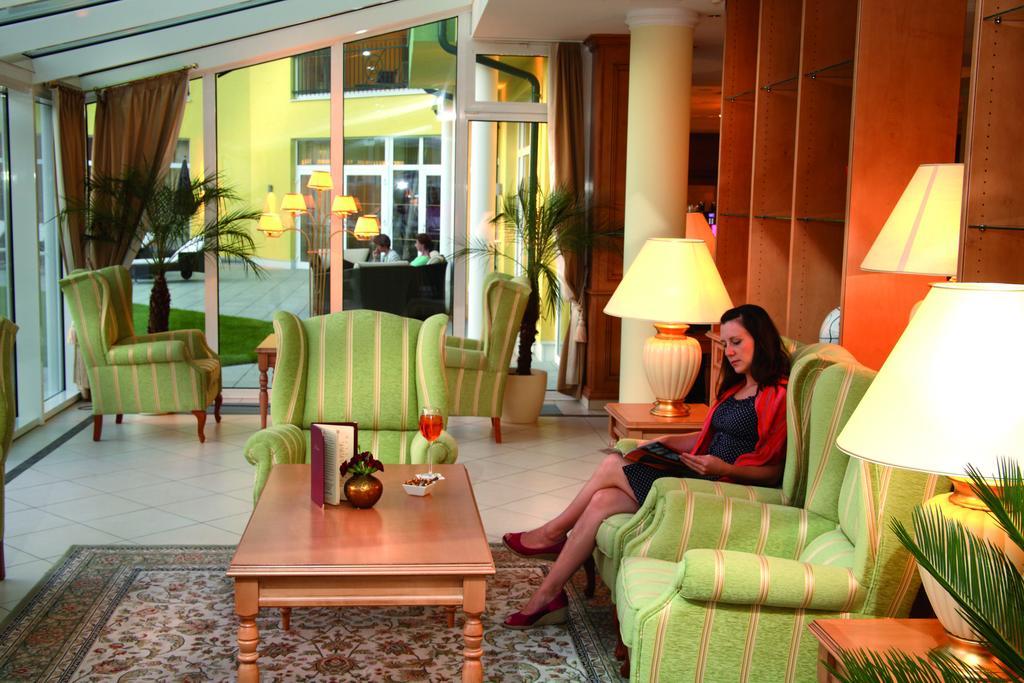 Parkhotel 바트슐러바흐 외부 사진