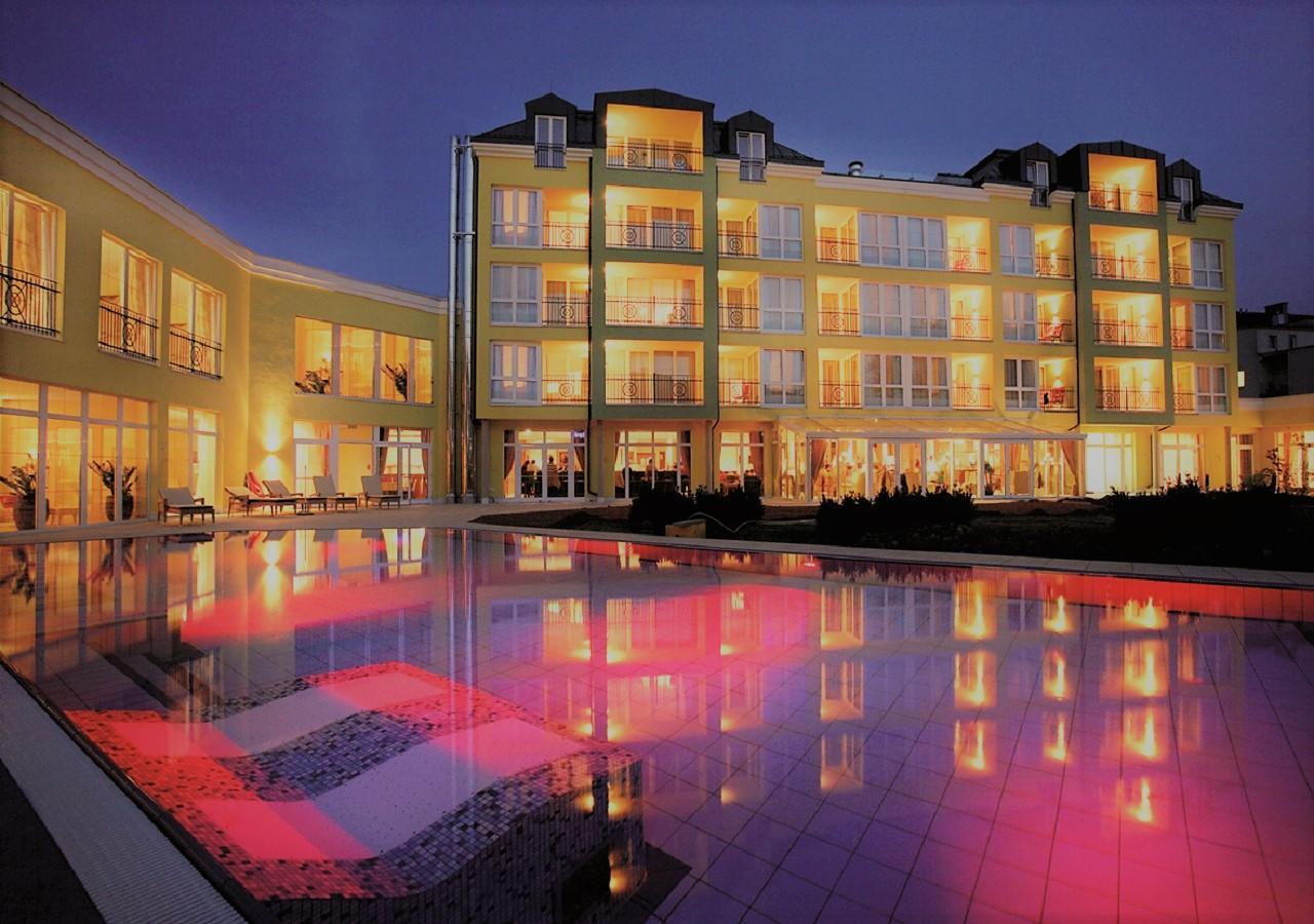 Parkhotel 바트슐러바흐 외부 사진
